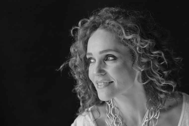 
Portrait of Evi Siamanta performer at Olympos Naoussa