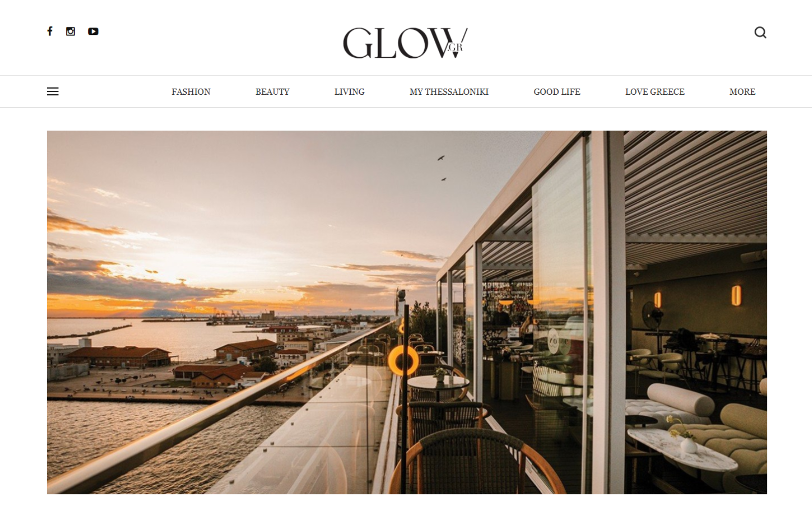 
Glow.gr article showcasing ON Rooftop bar with sunset sea view 